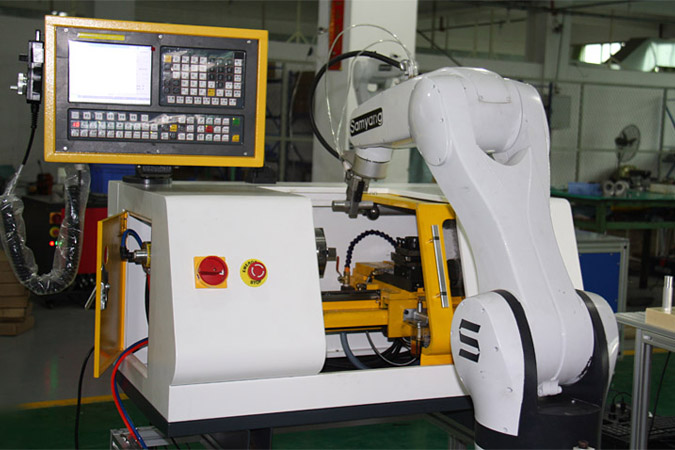 使用小型數(shù)控機(jī)床客戶案例