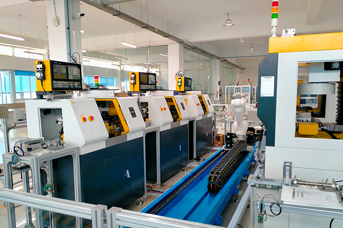 使用小型數(shù)控機(jī)床客戶案例